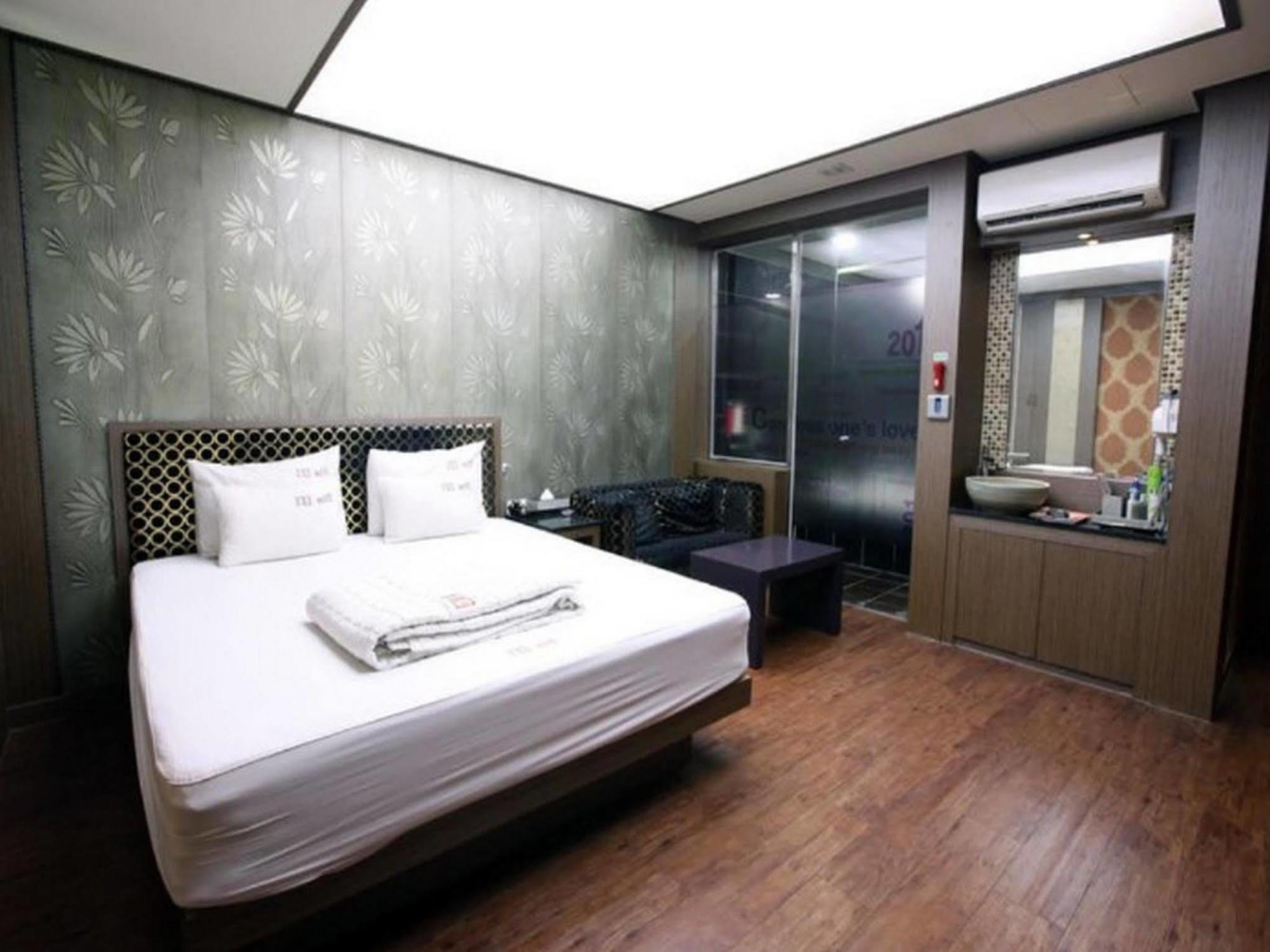 The Design Motel Busan Extérieur photo